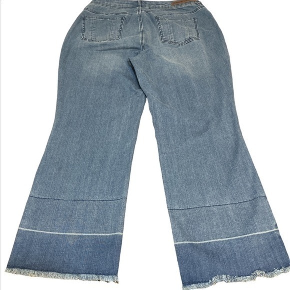 Standards & Practices Meryl Grommet Detail Wide Leg Jeans Cotton NWT Sz 14 - Picture 9 of 9